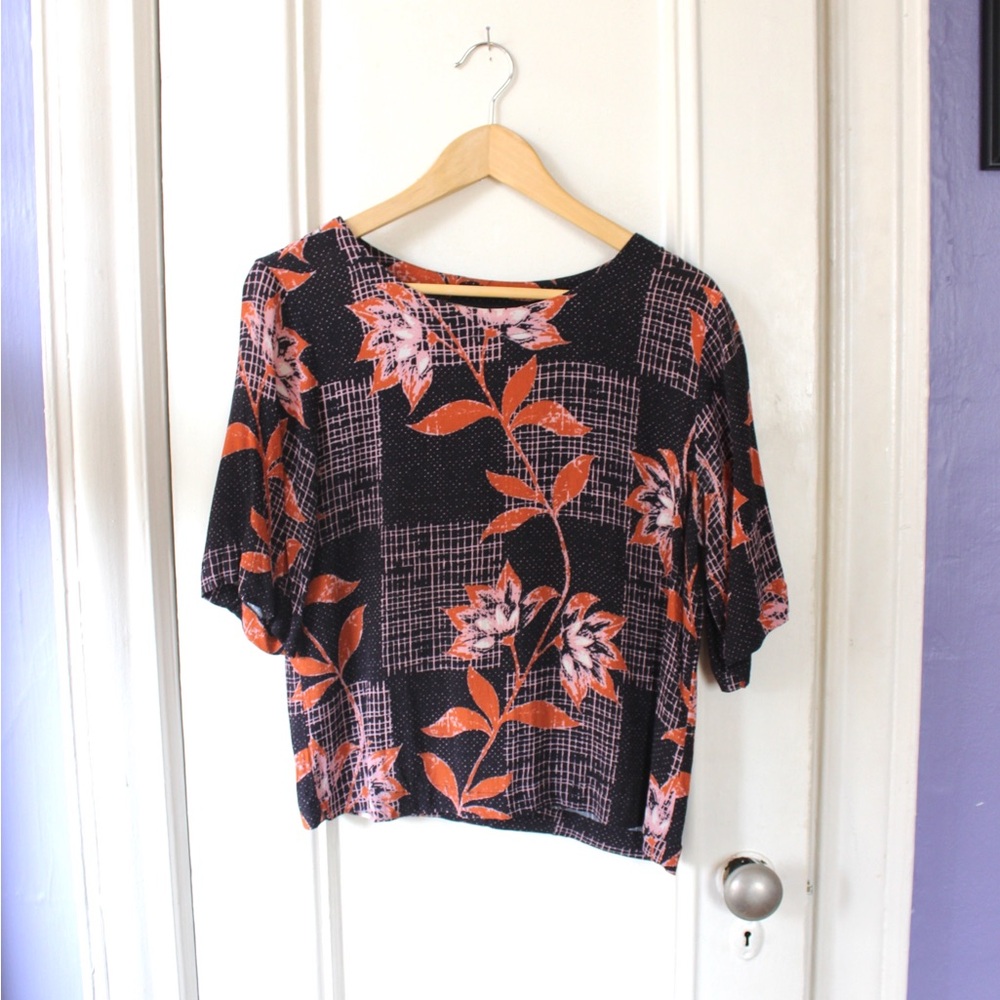 The Odells Women's Purple and Orange Floral Top
